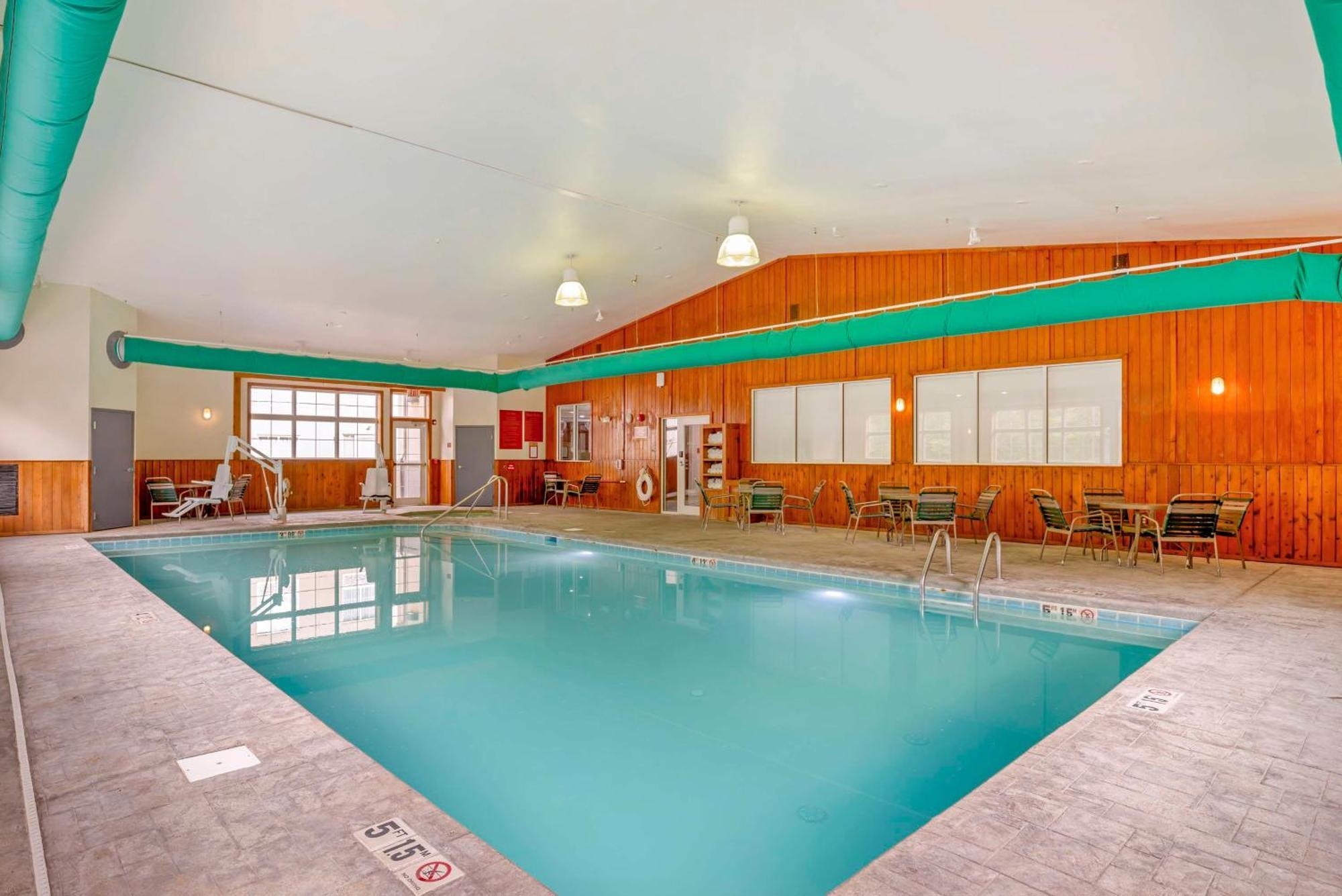 Best Western Plus Crossroads Inn & Suites Zion Crossroads Kültér fotó